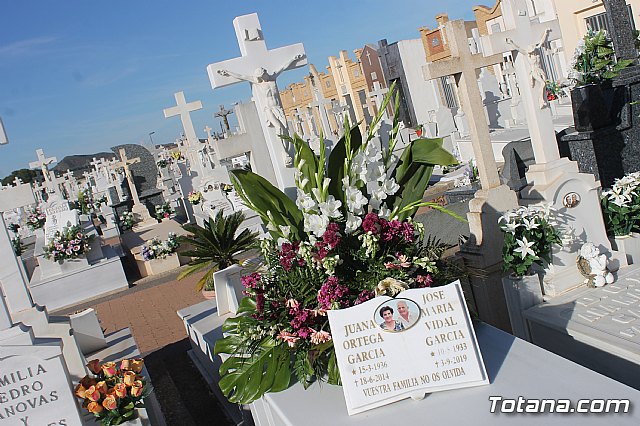 Da de la madre 2020 en el Cementerio Municipal - 57
