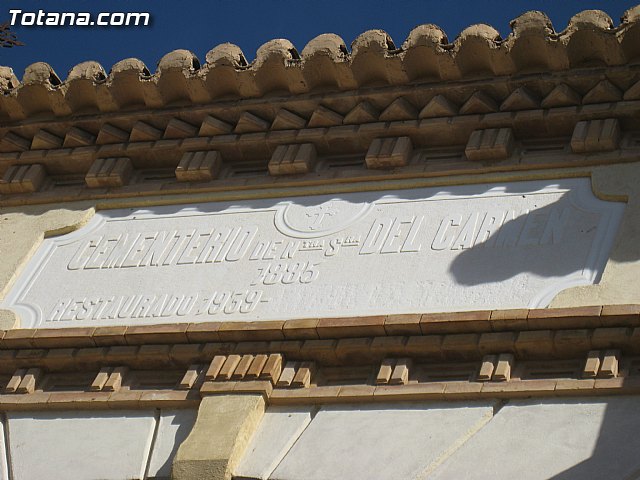 El ayuntamiento pone a punto el cementerio municipal 