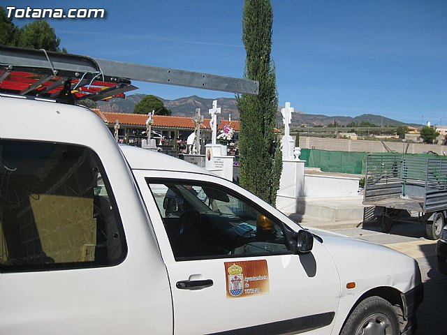 El ayuntamiento pone a punto el cementerio municipal 