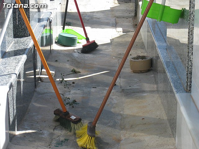 El ayuntamiento pone a punto el cementerio municipal 