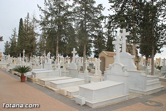 Visita al cementerio municipal - 2016 - 8
