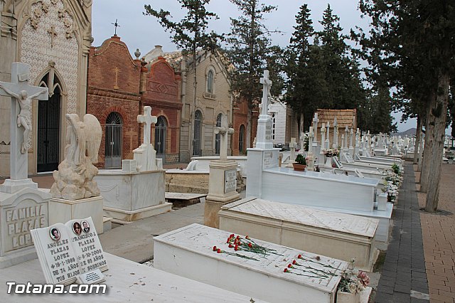 Visita al cementerio municipal - 2016 - 15