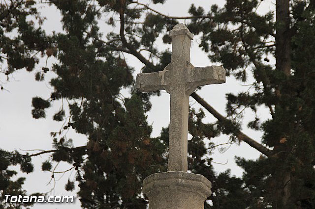 Visita al cementerio municipal - 2016 - 18