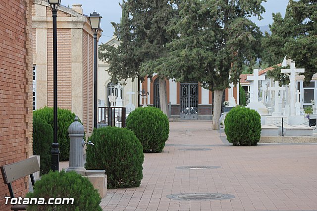 Visita al cementerio municipal - 2016 - 23