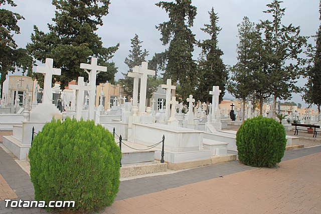 Visita al cementerio municipal - 2016 - 29