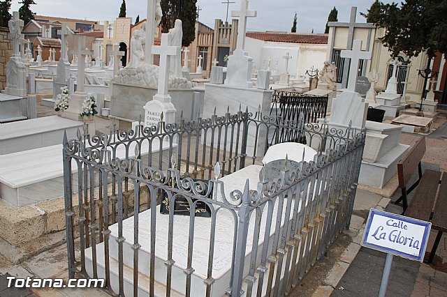 Visita al cementerio municipal - 2016 - 30