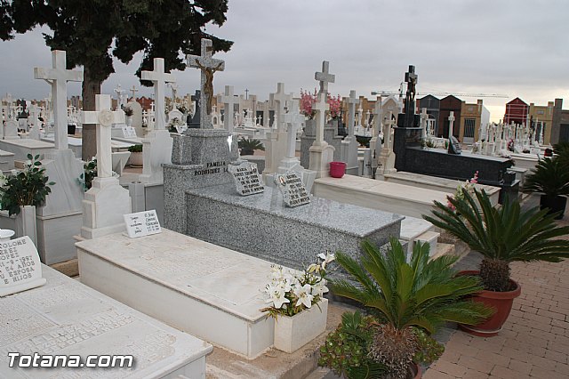 Visita al cementerio municipal - 2016 - 43