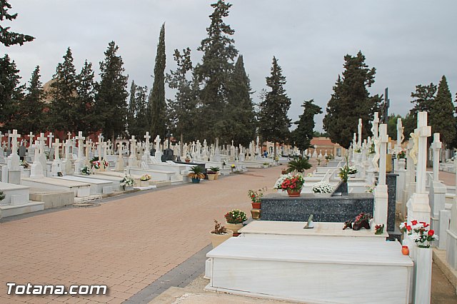 Visita al cementerio municipal - 2016 - 45