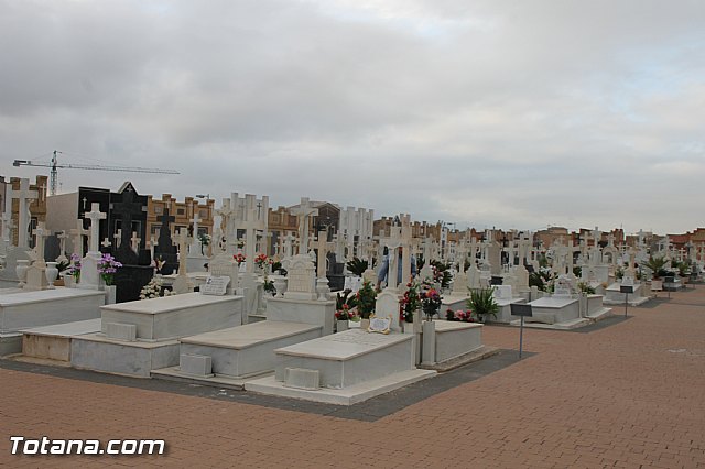 Visita al cementerio municipal - 2016 - 46