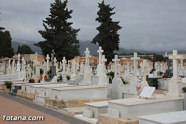 Visita al cementerio municipal - 2016 - 48