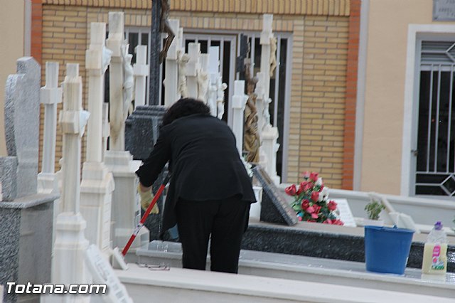 Visita al cementerio municipal - 2016 - 51