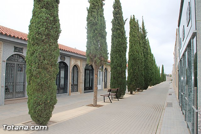 Visita al cementerio municipal - 2016 - 68