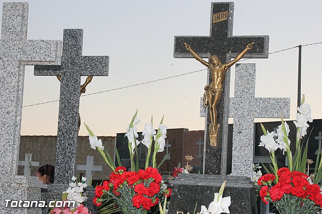 Cementerio. Das previos a Todos los Santos - 103