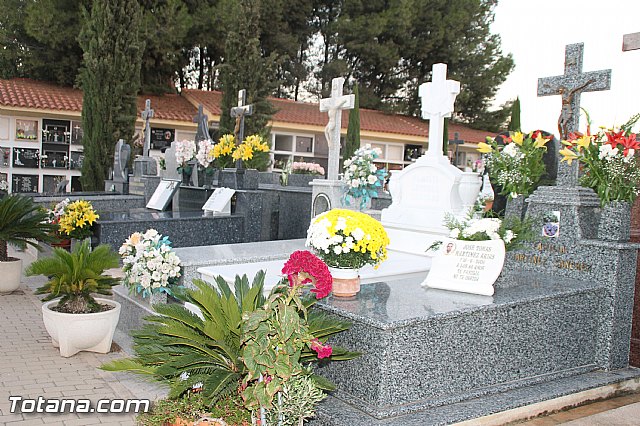 Cementerio. Das previos a Todos los Santos - 131