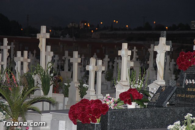 Cementerio. Das previos a Todos los Santos - 193