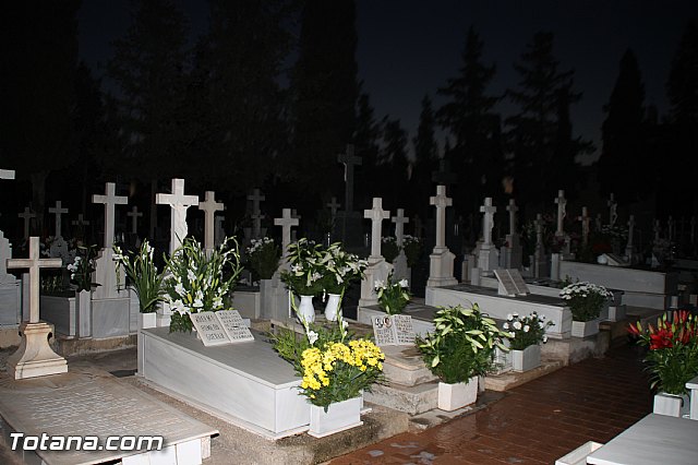 Cementerio. Das previos a Todos los Santos - 207