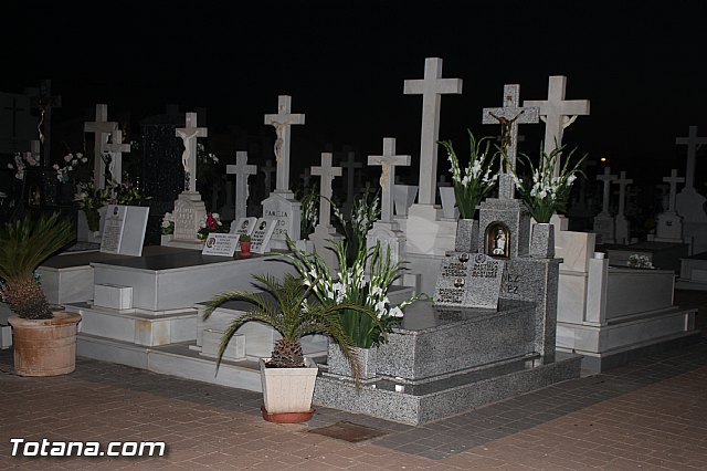 Cementerio. Das previos a Todos los Santos - 209