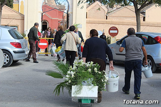 Cementerio. Da previo a la festividad de Todos los Santos 2018 - 13