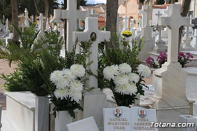 Cementerio. Da previo a la festividad de Todos los Santos 2018 - 67