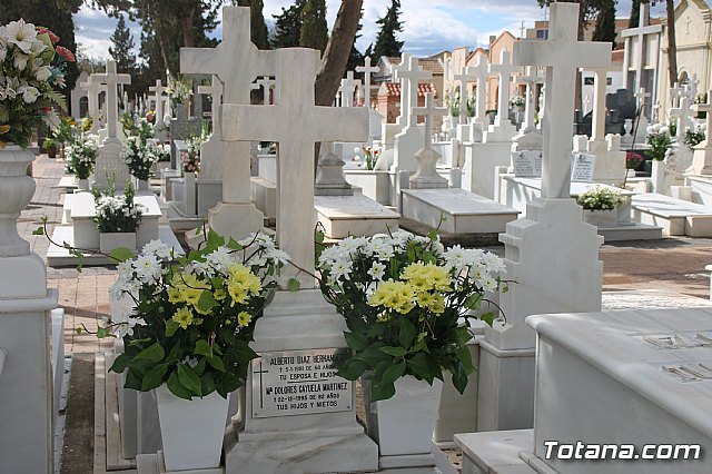 Cementerio. Da previo a la festividad de Todos los Santos 2018 - 70