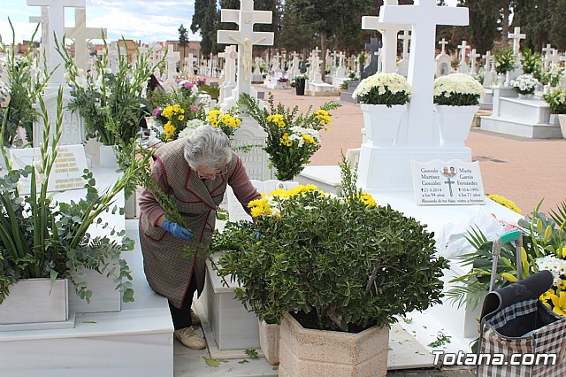 Cementerio. Da previo a la festividad de Todos los Santos 2018 - 80