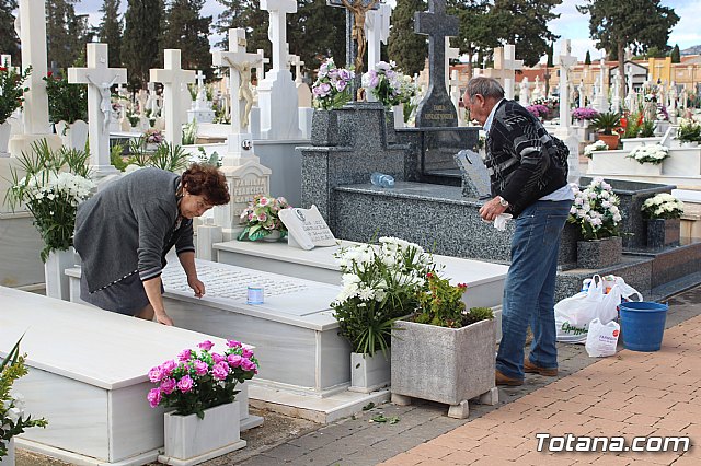 Cementerio. Da previo a la festividad de Todos los Santos 2018 - 84