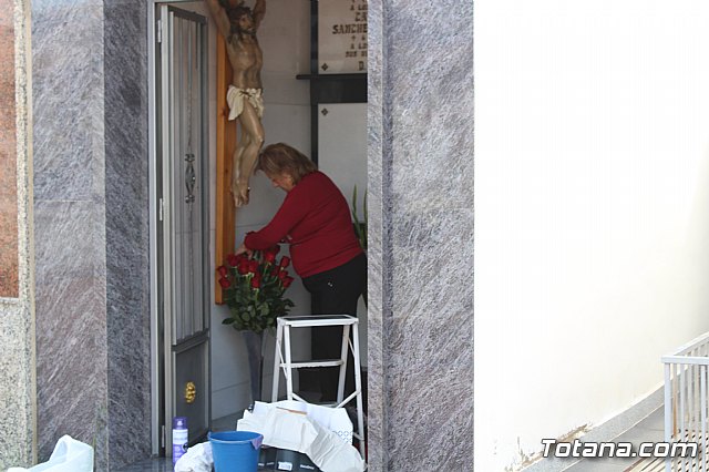 Cementerio. Da previo a la festividad de Todos los Santos 2018 - 86
