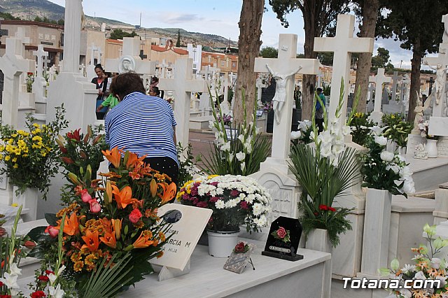 Cementerio. Da previo a la festividad de Todos los Santos 2018 - 89