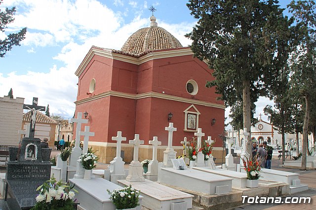 Cementerio. Da previo a la festividad de Todos los Santos 2018 - 92
