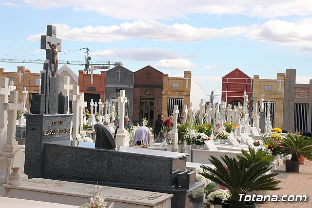 Cementerio. Da previo a la festividad de Todos los Santos 2018 - 95
