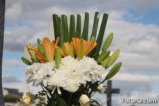 Cementerio. Da previo a la festividad de Todos los Santos 2018 - 116
