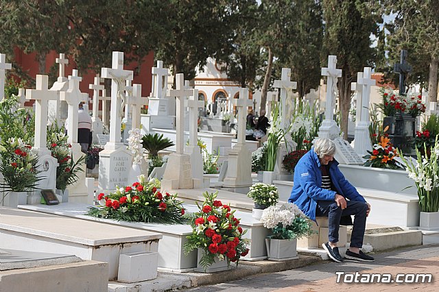 Cementerio. Da previo a la festividad de Todos los Santos 2018 - 122