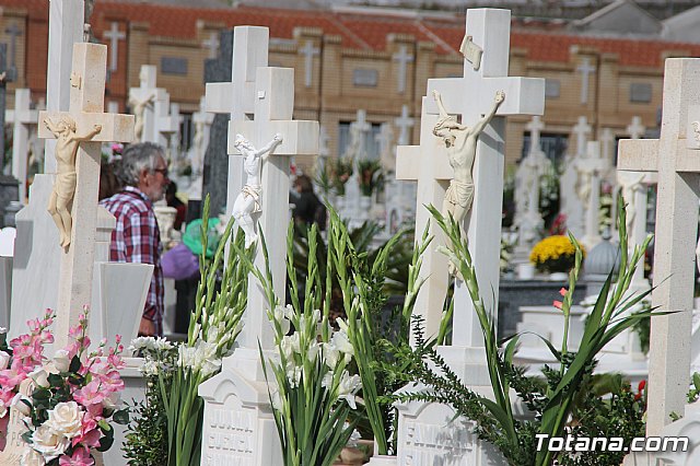 Cementerio. Da previo a la festividad de Todos los Santos 2018 - 138