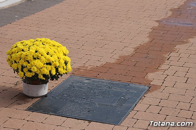 Cementerio. Da previo a la festividad de Todos los Santos 2018 - 144