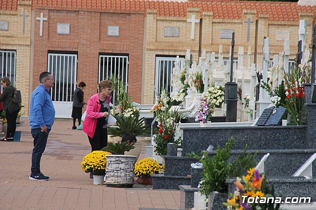 Cementerio. Da previo a la festividad de Todos los Santos 2018 - 165