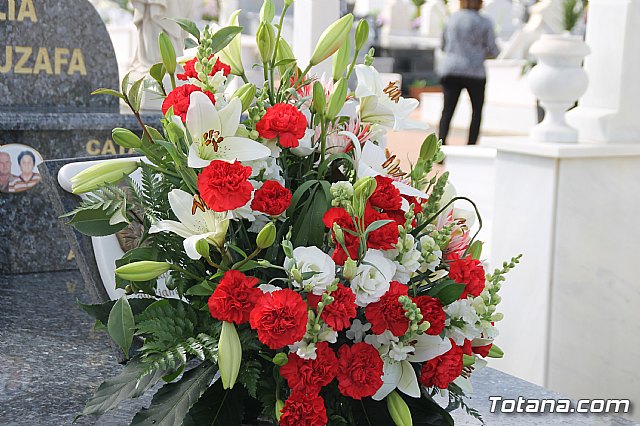 Cementerio. Da previo a la festividad de Todos los Santos 2018 - 178