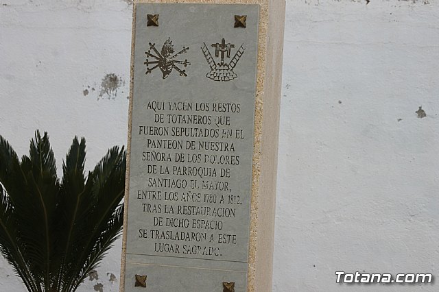 Cementerio. Da previo a la festividad de Todos los Santos 2018 - 190