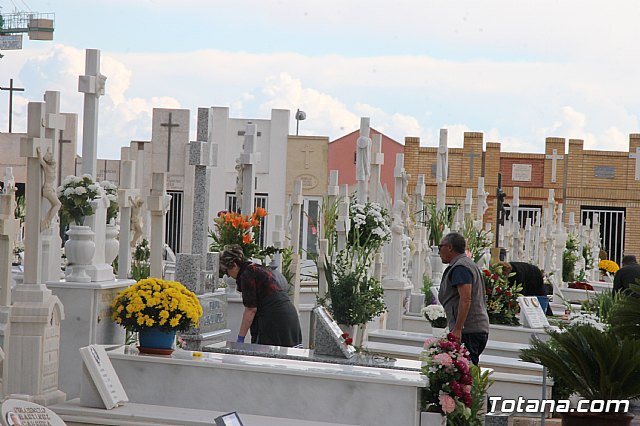 Cementerio. Da previo a la festividad de Todos los Santos 2018 - 238