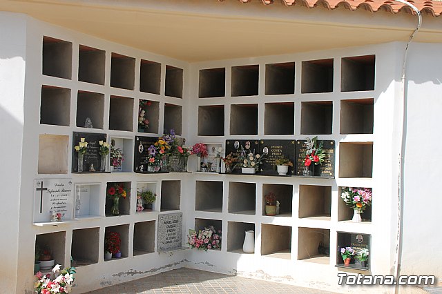 Cementerio. Da previo a la festividad de Todos los Santos 2018 - 289