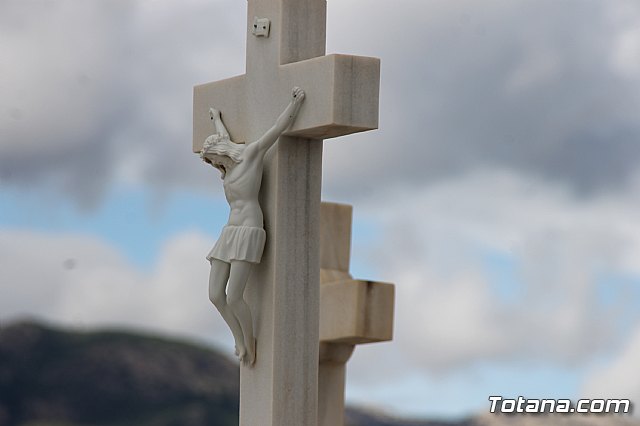 Cementerio. Da previo a la festividad de Todos los Santos 2018 - 354