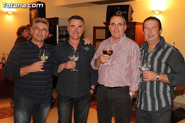 Los antiguos alumnos del Colegio Santa Eulalia que cumplen 50 aos, se renen por primera vez desde 1.977 - 44