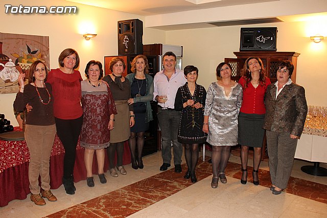 Los antiguos alumnos del Colegio Santa Eulalia que cumplen 50 aos, se renen por primera vez desde 1.977 - 46