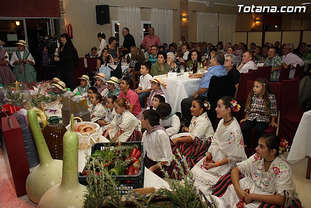 II Cena Huertana. Coros y Danzas 