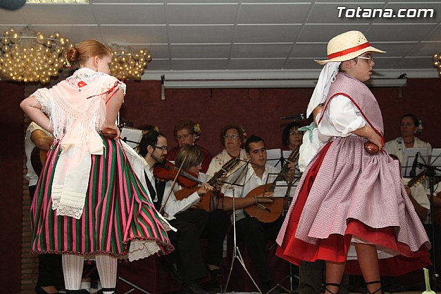 II Cena Huertana. Coros y Danzas 