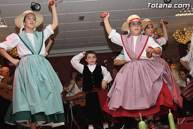 II Cena Huertana. Coros y Danzas 