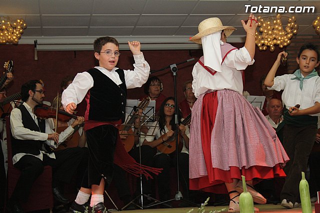II Cena Huertana. Coros y Danzas 