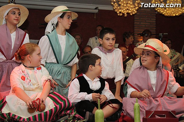 II Cena Huertana. Coros y Danzas 