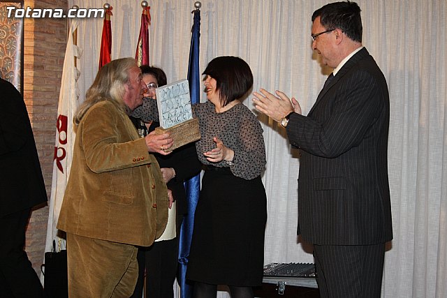 Premios Nacionales de Cermica 2011 - 85