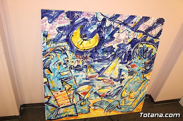 Exposicin de obras de cermica 