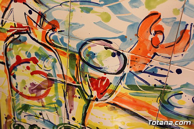 Exposicin de obras de cermica 